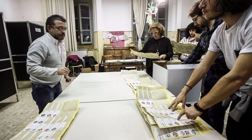 Ψήφισαν…στα χαμένα!Ιταλικές εκλογές:Κεντροδεξιά στο Μιλάνο,κεντροαριστερά στη Ρώμη